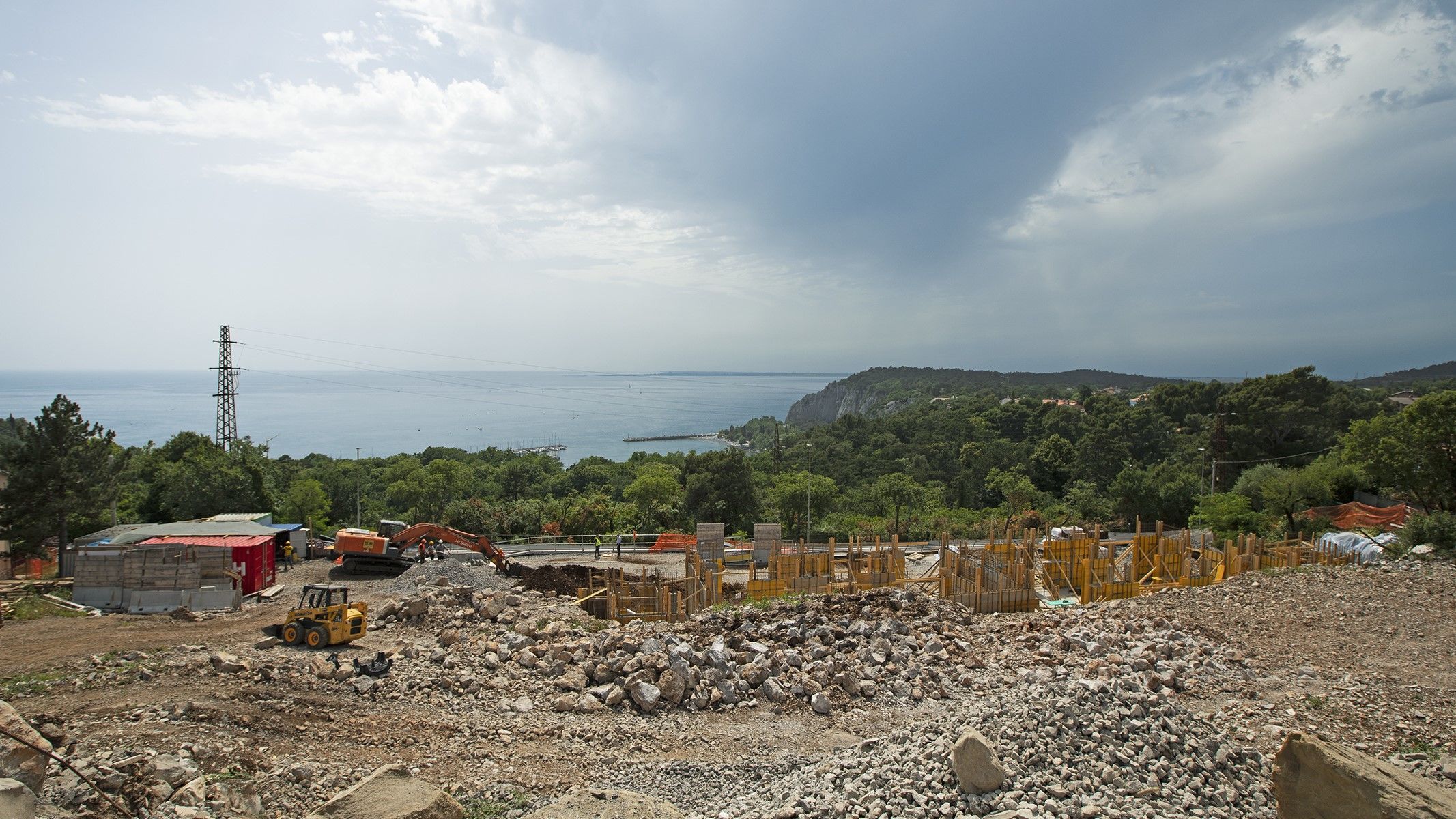 riduzione volumetrica del materiale direttamente in cantiere con il frantoio a mascelle mb crusher