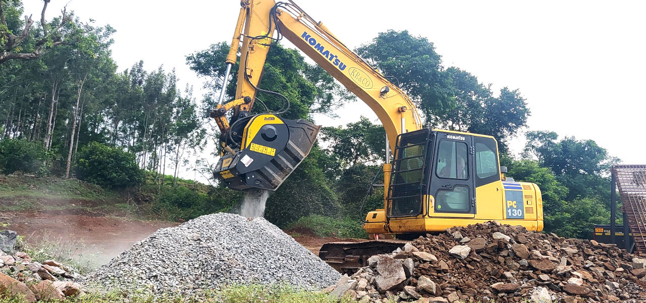 Mobile jaw crusher BF60.1 producing aggregates for a Hydro Project in India