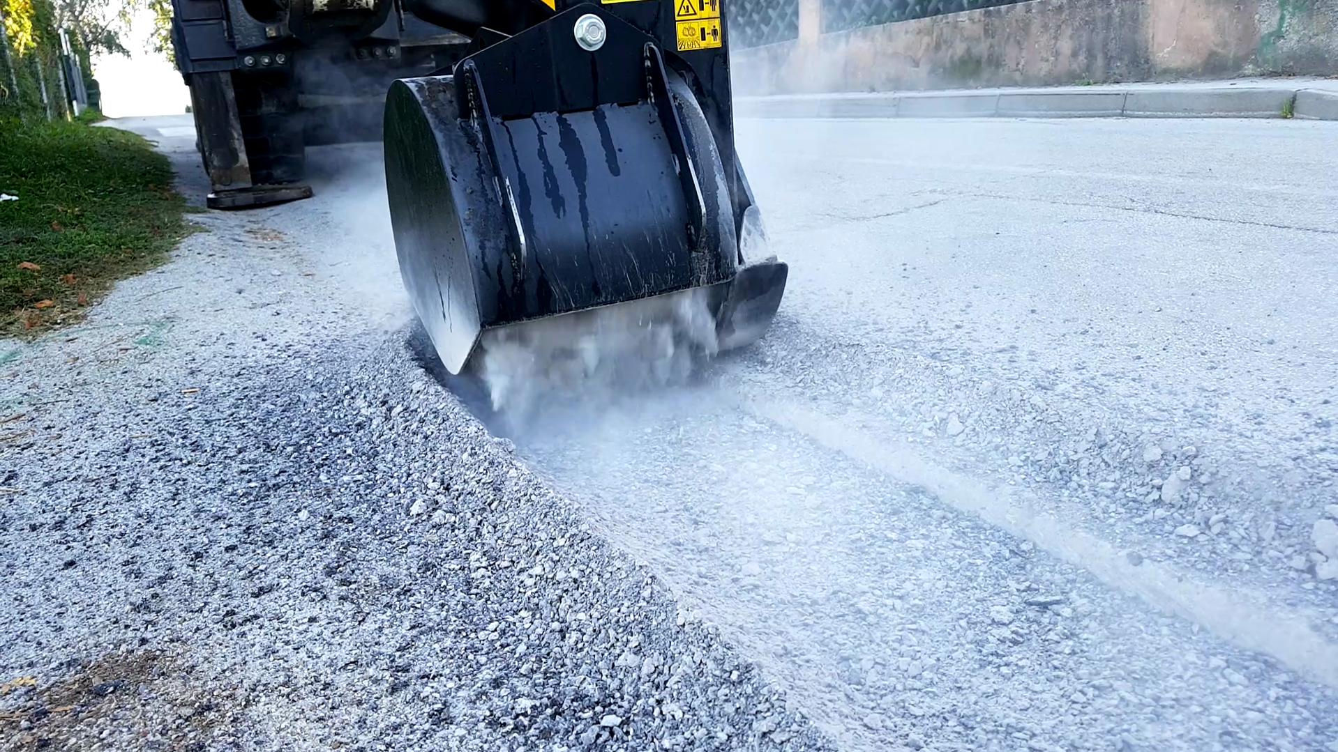 Even road maintenance is easy! 