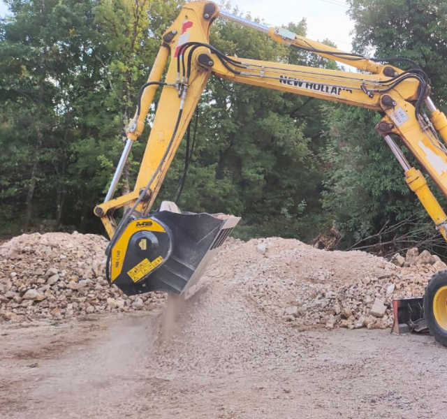 News - The MB-L160 crusher bucket creates independence