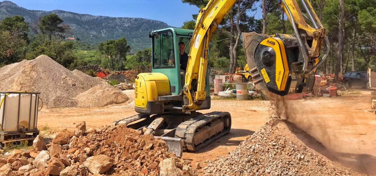 MB Crusher increases your utility excavator’s potential
