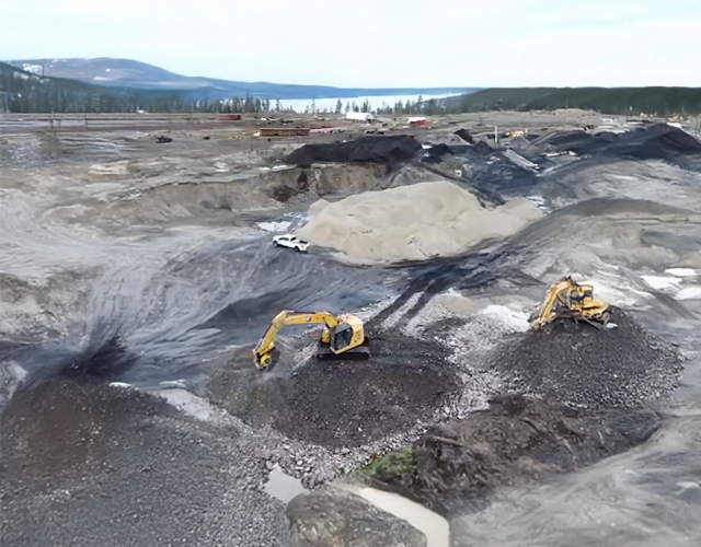 MB Crusher BF90.4 crusher bucket processing 8-inch minus riverbed material into 3-inch minus aggregate in just 6 days.
