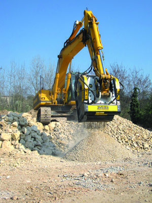 DO YOU WANT TO SEE THE MB CRUSHER BUCKET AT WORK IN ROMENIA? 