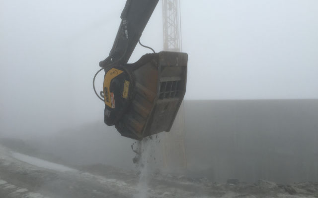 BF90.3 on Volvo excavator