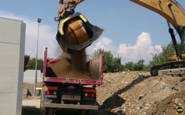 News - La MB-S18 S2 vaglia materiale naturale per le tubazioni del GAS