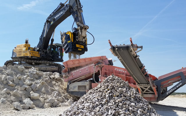 MB crusher, las maquinarias que necesita en tu cantera a Expomin 2018