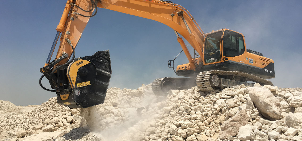 MB Crusher's flagship crusher bucket has always been a hit with clients. It's fourth generation BF 90.3 S4 now offers even higher production.