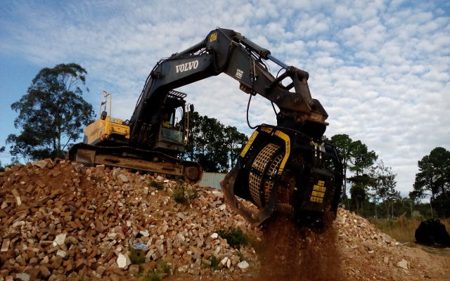 MB Crusher lancia MB-S14 serie 4