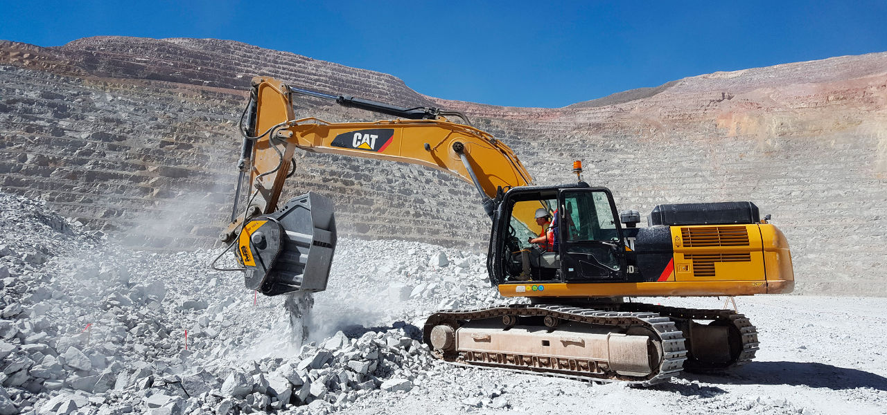 Explosive performances for the MB Crusher Bucket BF120.4 in a big mine