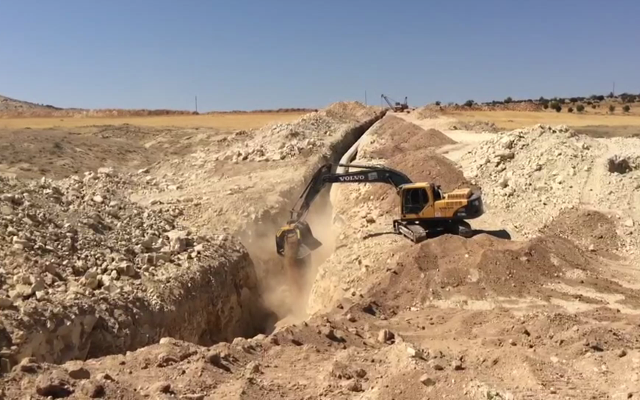 Viaggio nel cantiere di Vaca Muerta in Patagonia