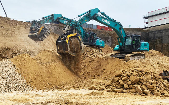 WIE MAN EINFACH AUF DER BAUSTELLE ARBEITET, GEBRAUCHSANWEISUNG.