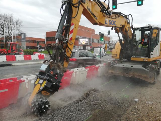  - MB Crusher: tracing the route for the new tram to Bordeaux Mérignac Airport