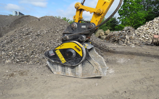 ''Our new bucket beats a tracked crusher hands down.''