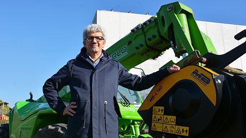 The E-Mac CEO with the MB-L160 crusher bucket