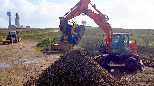 MB Crusher | FR | DEVENEZ COMPÉTITIFS, RÉDUISEZ LES COÛTS SUR CHANTIER AVEC MB CRUSHER