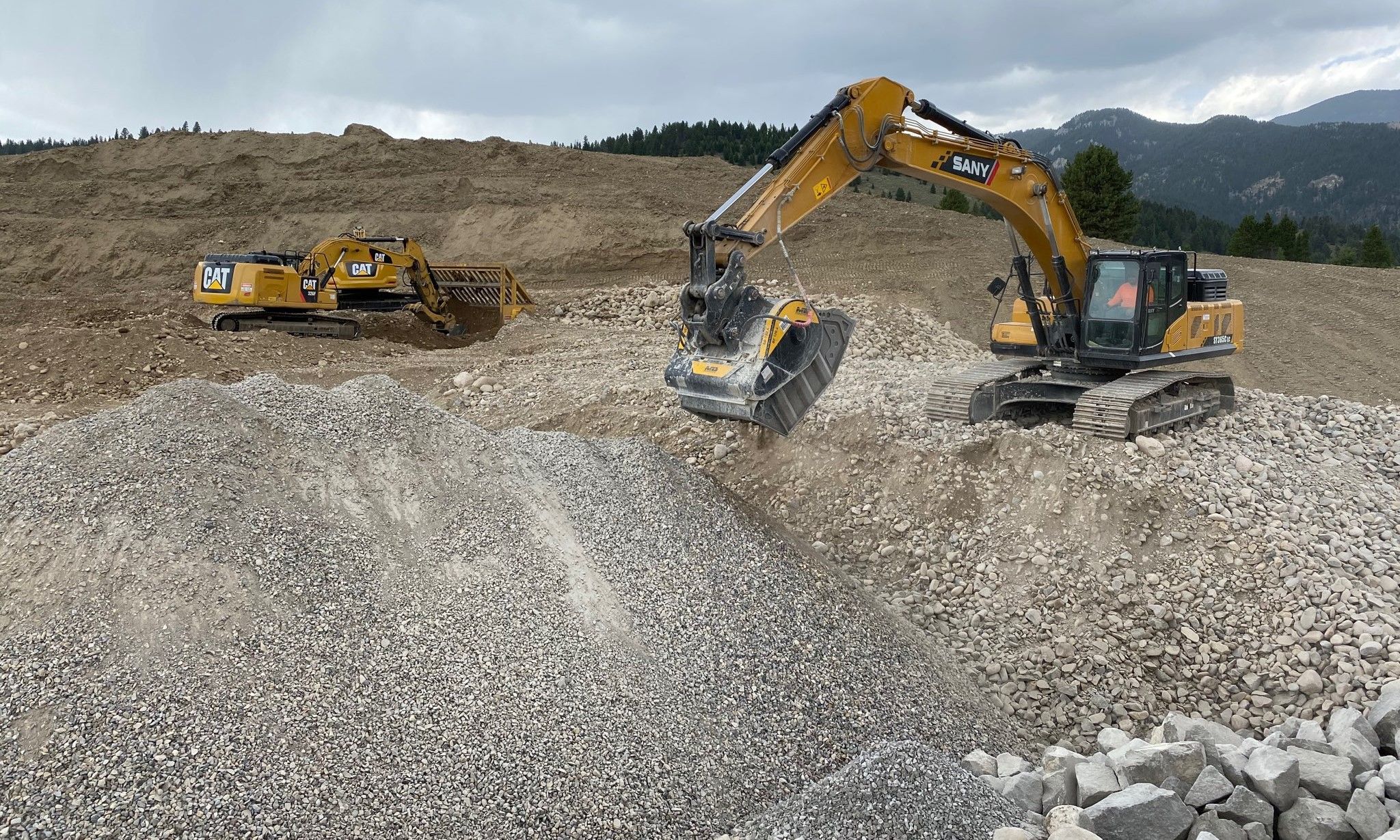 The BF120.4 crusher bucket working on a private subdivision