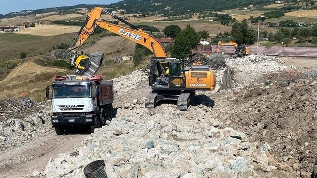 Das mit dem MB Crusher zerkleinerte Material hat die Tests zur Wiederverwendung als Untergrund bestanden